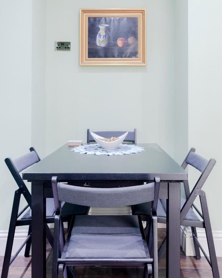 Central Stylish 2-Bed Apartment In London Exteriör bild